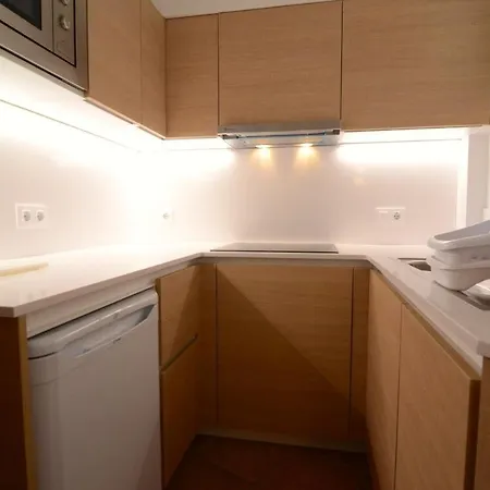 Appartement Medes Park I 4-5 *